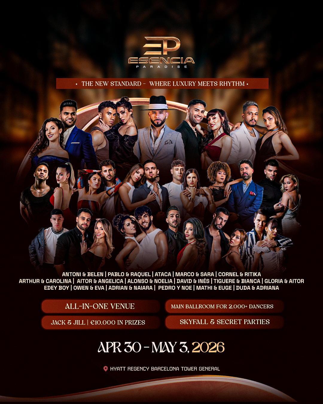 Dancers at Esencia Paradise